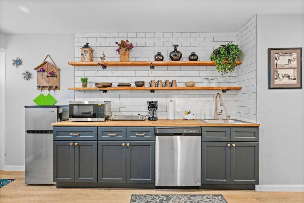Trendy & Hip South Side Studio Walk To Downtown Pittsburgh Bagian luar foto